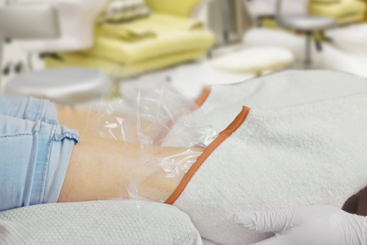 Парафинотерапия для ног в салонах «Пальчики» Парафинотерапия для ног в салонах «Пальчики»